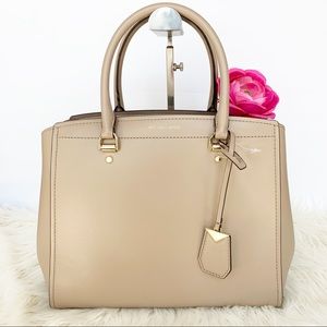 💲PRICE FIRM💲NWT Michael Kors Benning Satchel